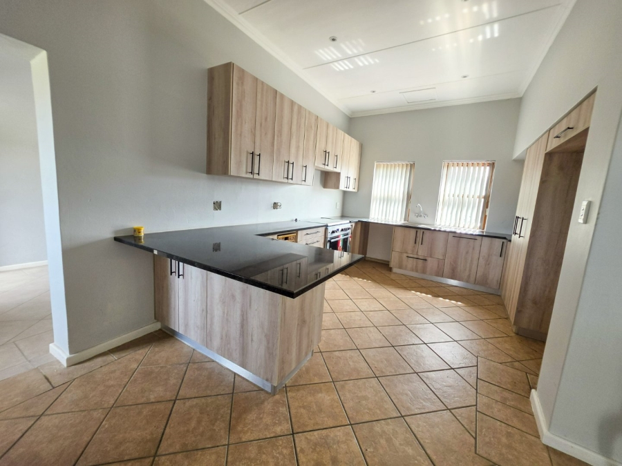 1 Bedroom Property for Sale in Stilbaai Western Cape